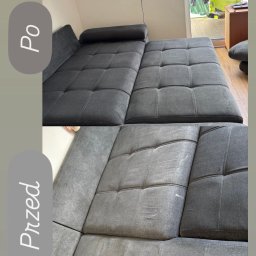 GLOWUP_AUTOSHINE - Szara kanapa modułowa przed i po czyszczeniu, widoczne plamy usunięte. Ujęcie z perspektywy, w tle telewizor i balkon z suszącym się praniem.