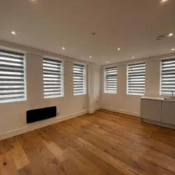 roleta dzień noc wolnowisząca