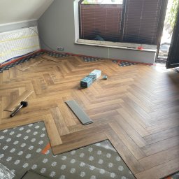 Huczyński Docieplenia i Wykończenia - Układanie paneli, płytek, parkietów