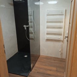 Thomas usługi remontowo budowlane - Sufit Napinany w Łazience Radoszyce