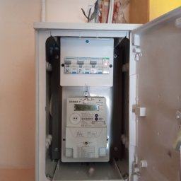 RK. - Wymiana obudowy licznika i zabezpieczeń