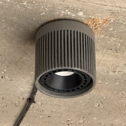 Lampa betonowa ryflowana cylindryczna. ES111- GU10. Ręcznie wykonana. Krótkie serie. Kolory
