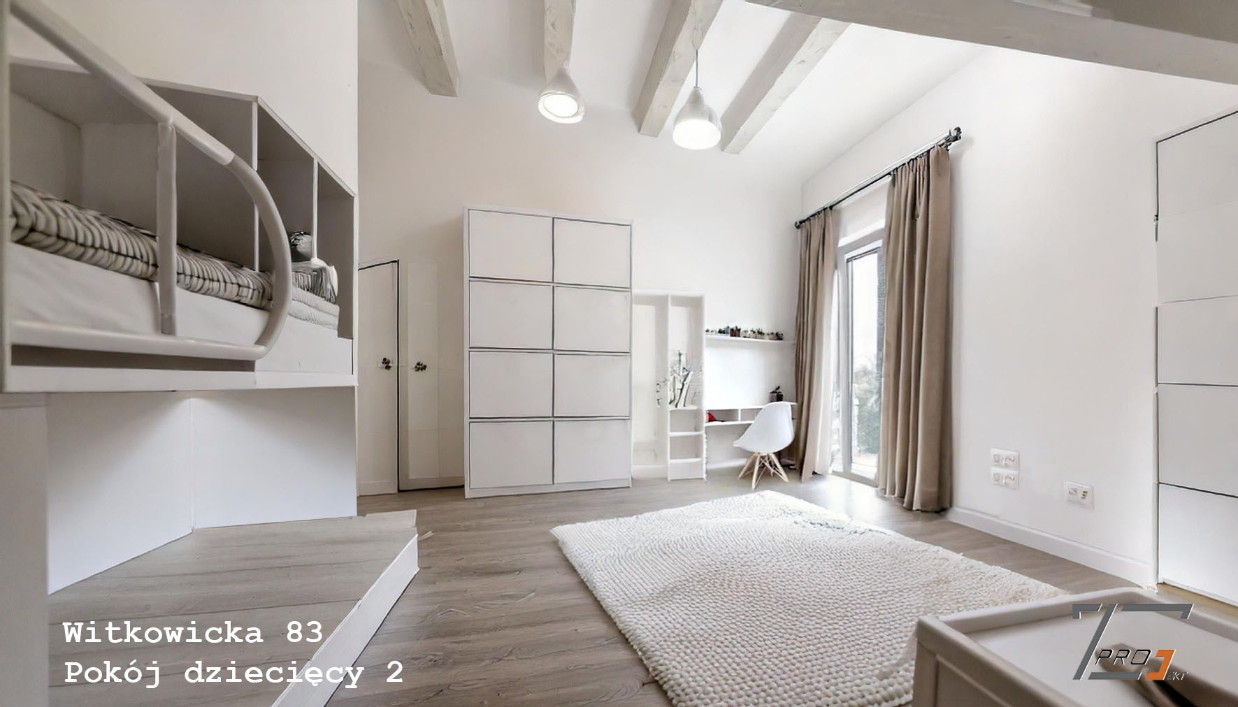 Jasny pokój dziecięcy z łóżkiem na antresoli, białymi meblami i dywanem. Widoczne belki na suficie i okno z zasłonami. Minimalistyczny design, neutralna kolorystyka.