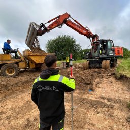 Równanie terenu pod inwestycje.