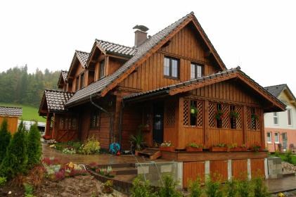 PPHU ECOHAUS Jacek Bucewicz - Posadzki żywiczne Krasnopol