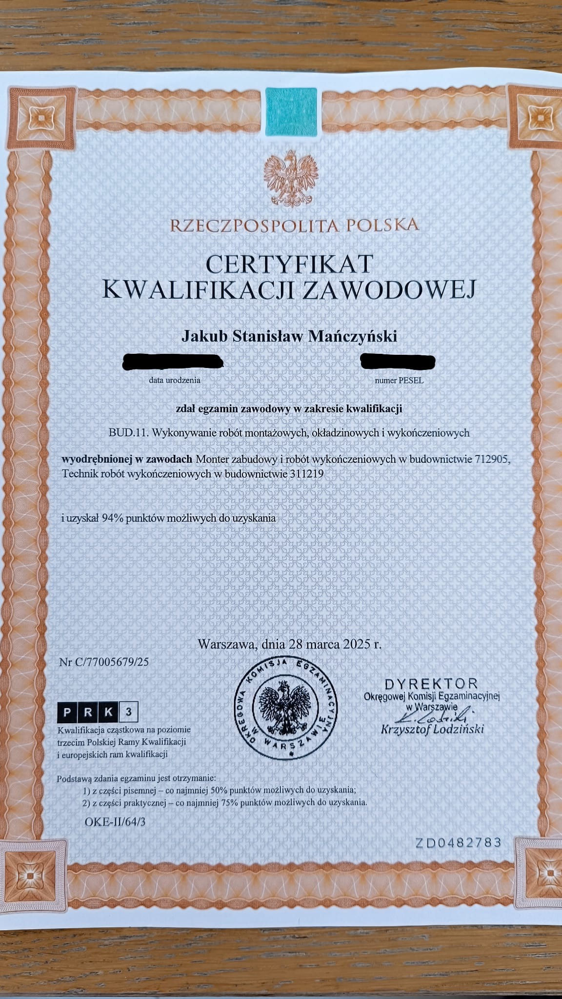 Certyfikat kwalifikacji zawodowej na imię i nazwisko Jakub Stanisław Mańczyński, wydany w Warszawie, dnia 28 marca 2025 r. Dokument potwierdza zdany egzamin.
