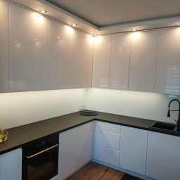 Kuchnie na wymiar Kłomnice 2