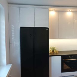 Kuchnie na wymiar Kłomnice 4