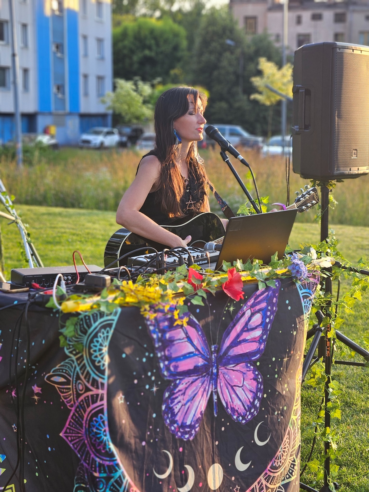Koncert plenerowy z własnym nagłośnieniem