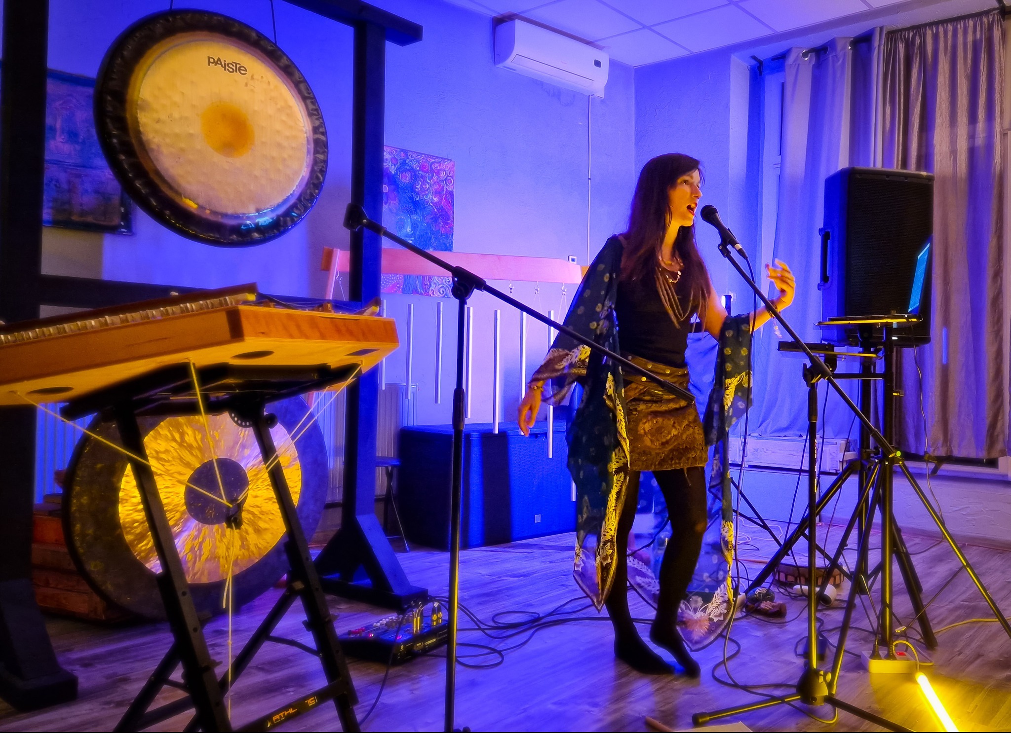 Koncert z własnym nagłośnieniem + sesja relaksacyjna