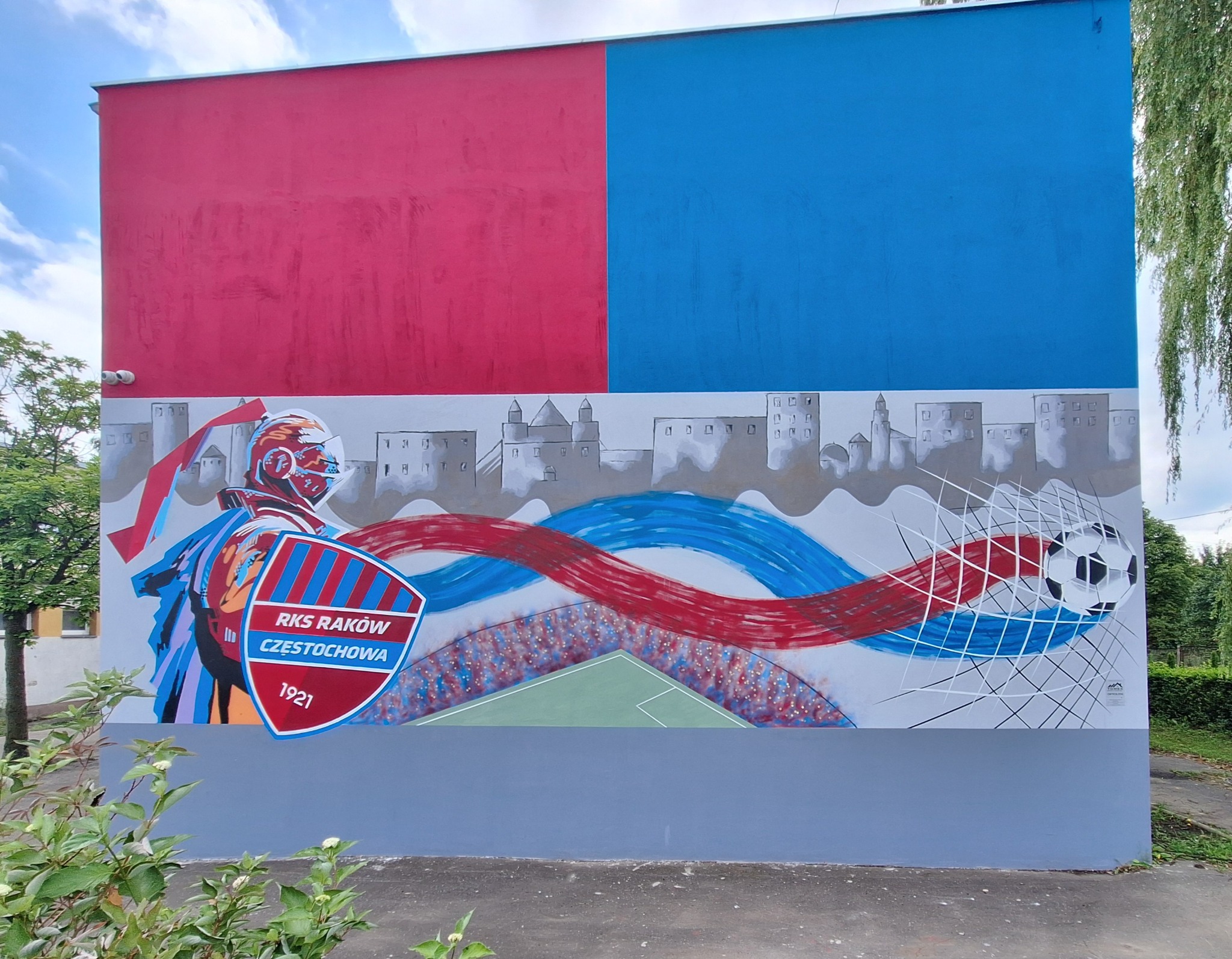 Mural stworzony przy współpracy klubu piłkarskiego RKS Raków