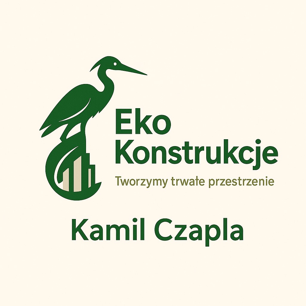 Zielone logo firmy Eko Konstrukcje z motywem żurawia i budynków, podpisane imieniem i nazwiskiem Kamil Czapla. Hasło: Tworzymy trwałe przestrzenie.