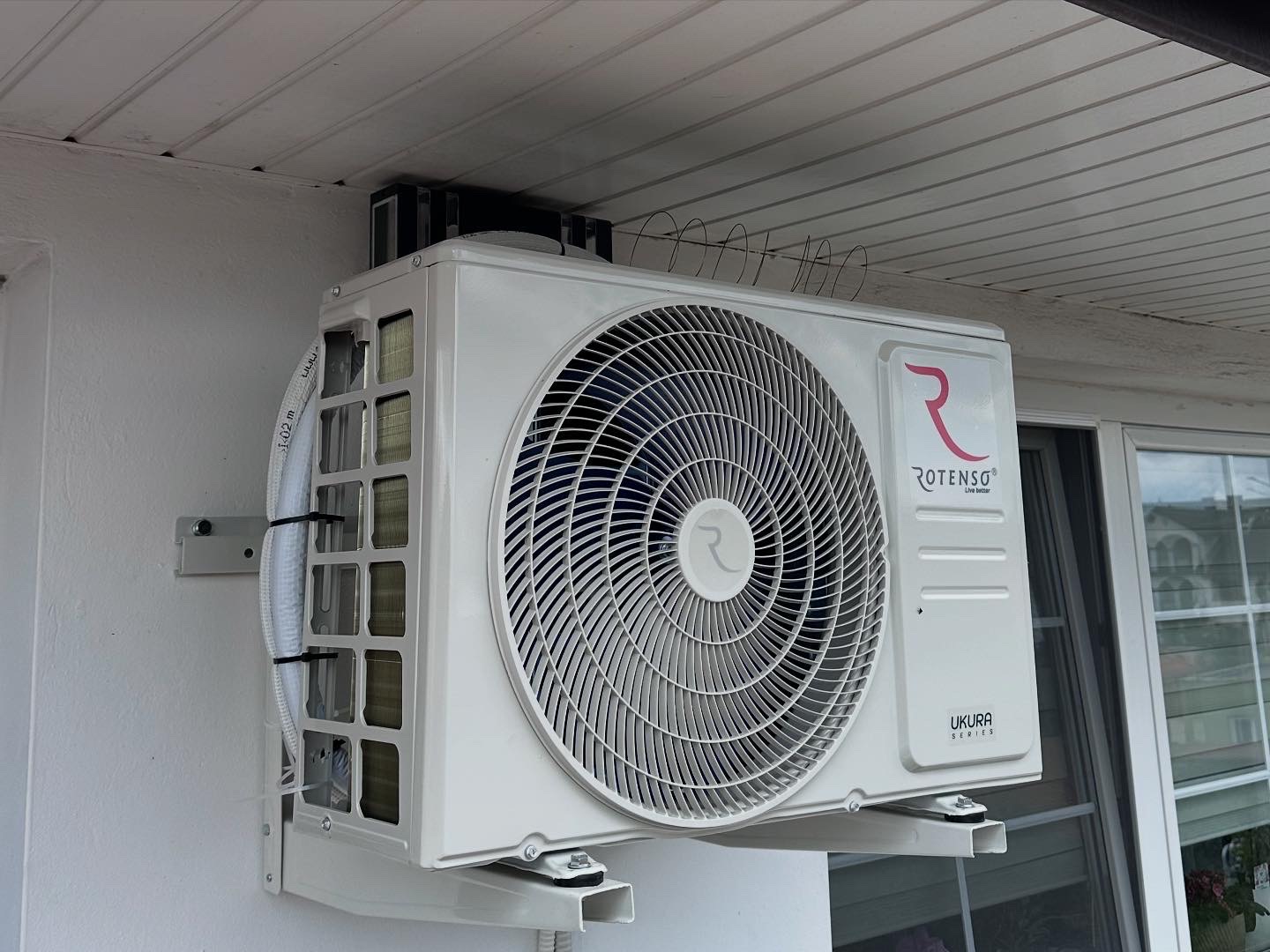 Montaż klimatyzacji Rotenso 2,5 kW w Ostrowi Mazowieckiej