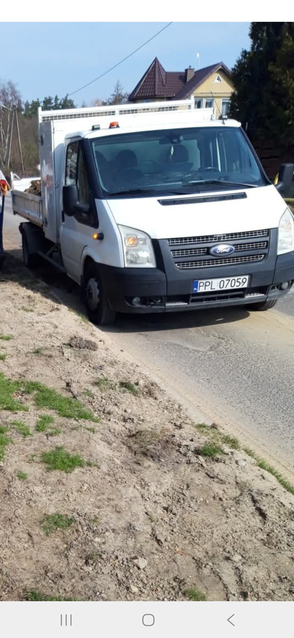 Transport czarnej ziemi, kamienia