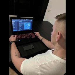 Patryk Cholewiński - ,,Cisza i kilka myśli przy ekranie.'