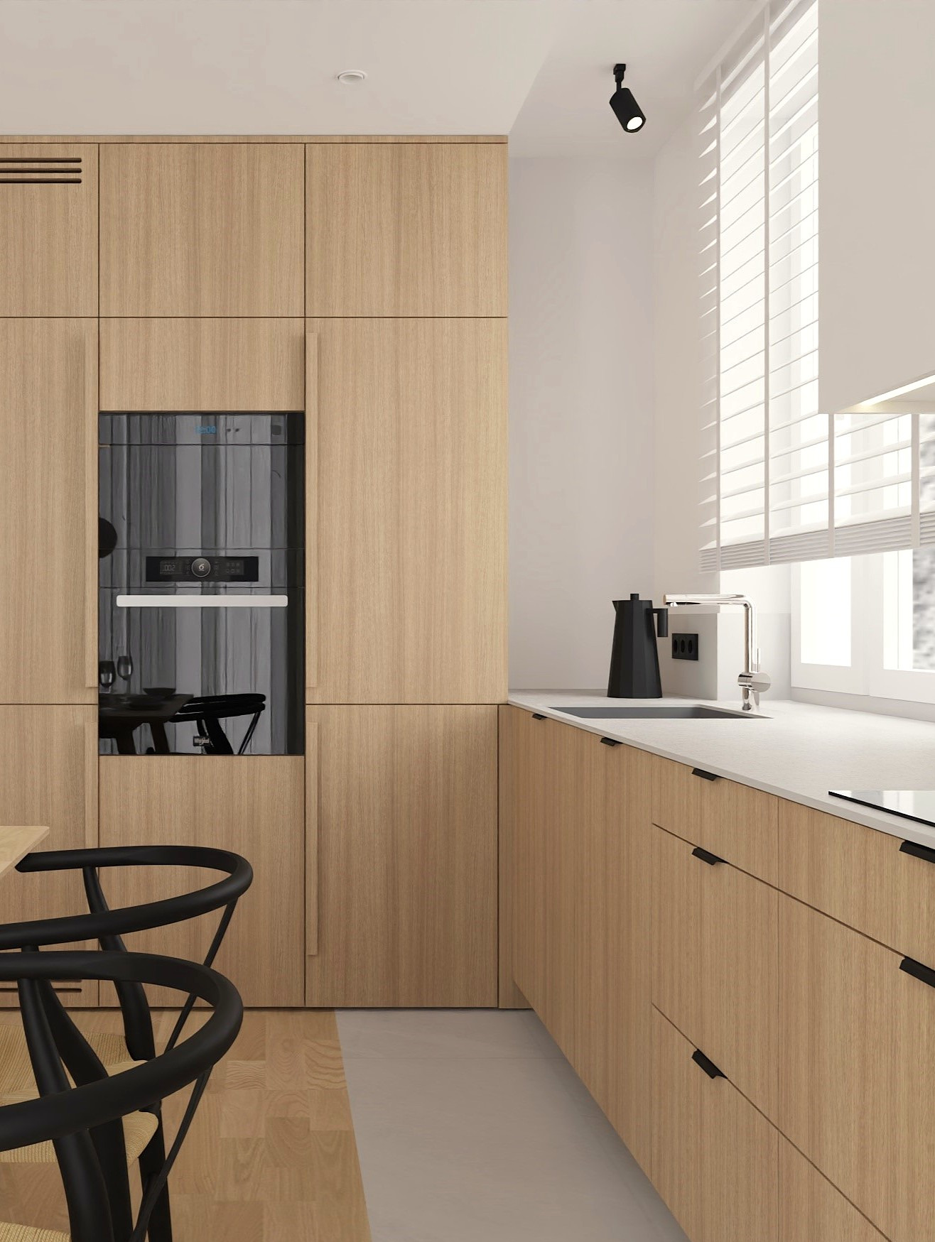Nowoczesna kuchnia z drewnianymi frontami, czarnymi uchwytami i sprzętami. Minimalistyczny design, jasne wnętrze z oknem przysłoniętym żaluzjami.