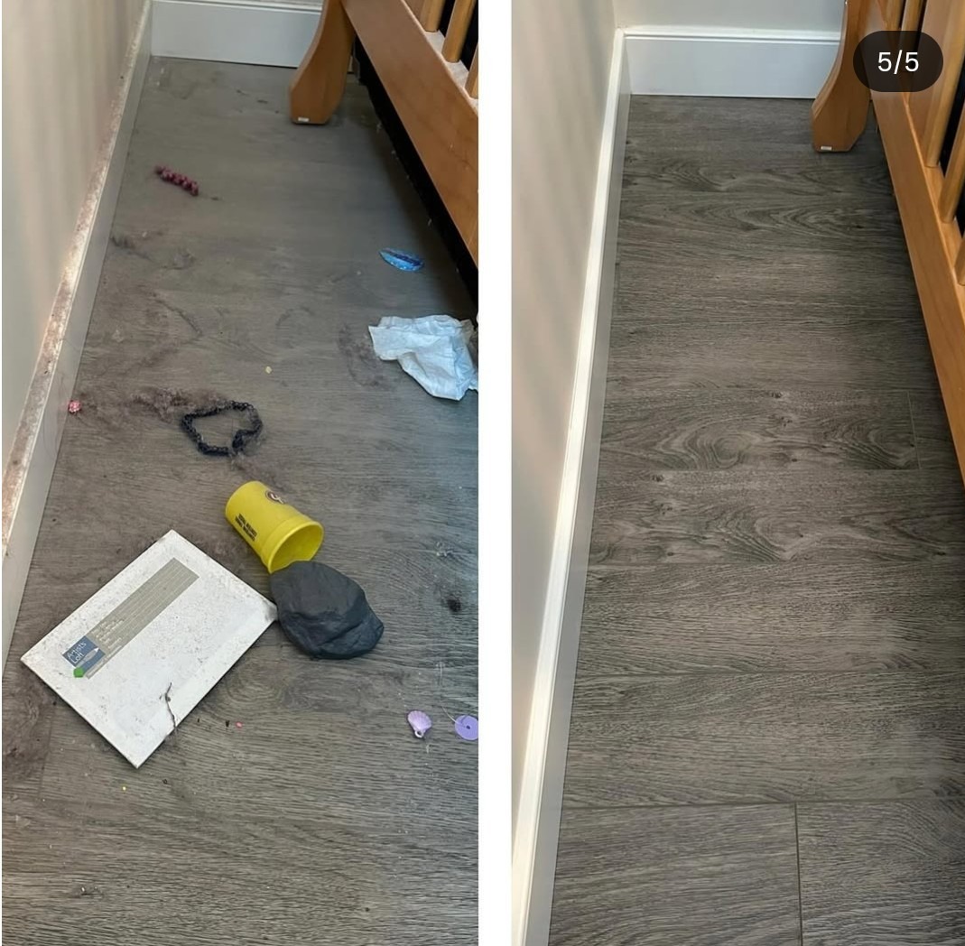 Zdjęcie 'przed i po' prezentujące podłogę z paneli: zabrudzona z lewej strony, czysta z prawej, fragment łóżeczka dziecięcego w tle.