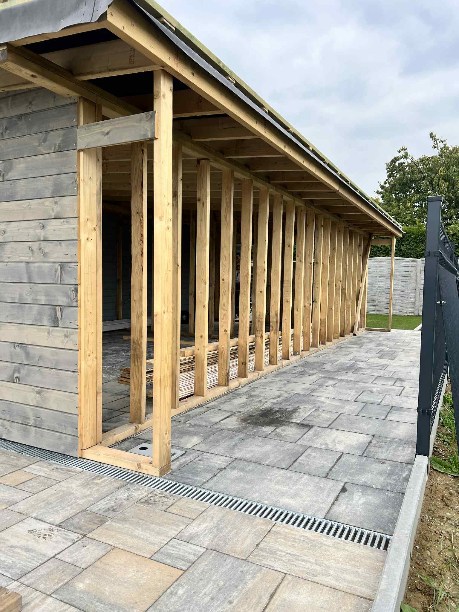 Garaż w konstrukcji szkieletowej