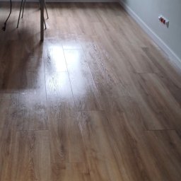 Sprzątanie po remontowe na jednym z obiektów 