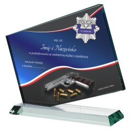 Podziękowanie za Odwagę: Szklana Statuetka – Strażnik Prawa.  Szklana statuetka honorująca ciężką i niebezpieczną służbę. Personalizacja tekstu daje możliwość nadruku motto służbowego lub podsumowania kluczowych akcji.