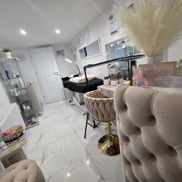 KB usługi remontowo-budowlane - Salon kosmetyczny