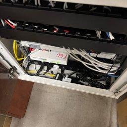 Szafy techniczne pełne podłączenie