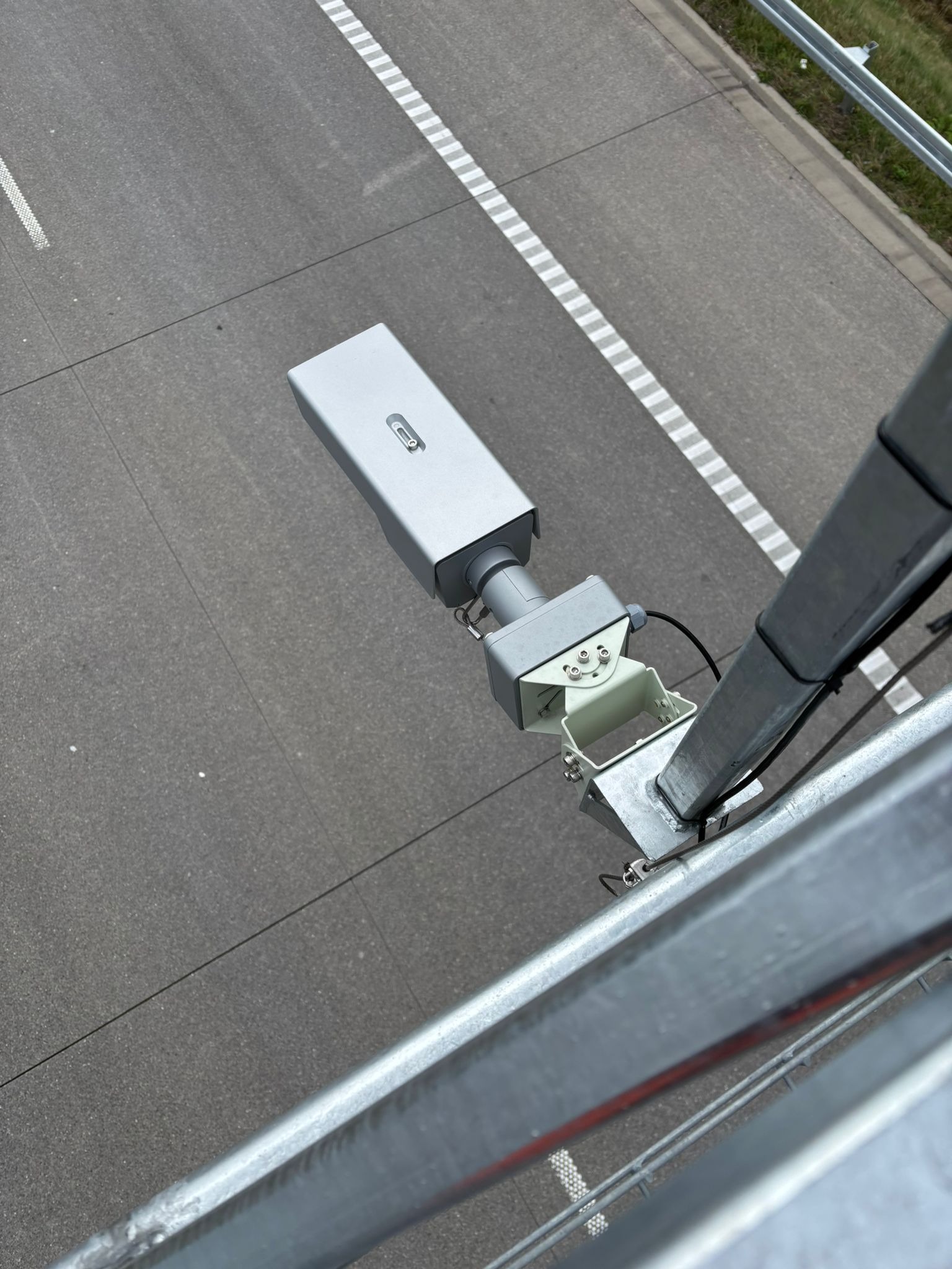 Instalacja kamer dla firm oraz klientów prywatnych