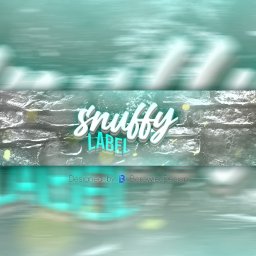 Crystal GFX Piotr Borowiec - Grafika z napisem 'snuffy LABEL' na tle ściany z kamienia, w turkusowej tonacji. Dół grafiki zawiera informację o autorze: 'Designed by BorowiecDesign'.