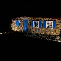 Grunt to Zieleń - Przed domem Włodawa