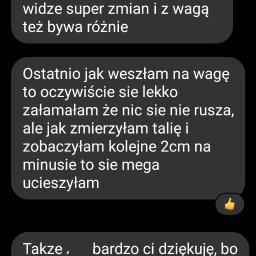 V Personal - Zrzut ekranu wiadomości z podziękowaniem za efekty diety: kolejne centymetry w dół, pomiar obwodów daje lepsze rezultaty niż waga. Pozytywny feedback.