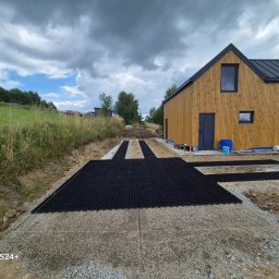 Układanie kostki brukowej Sieniawa 4