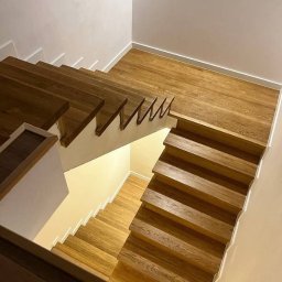 Schody drewniane Michałowice 2