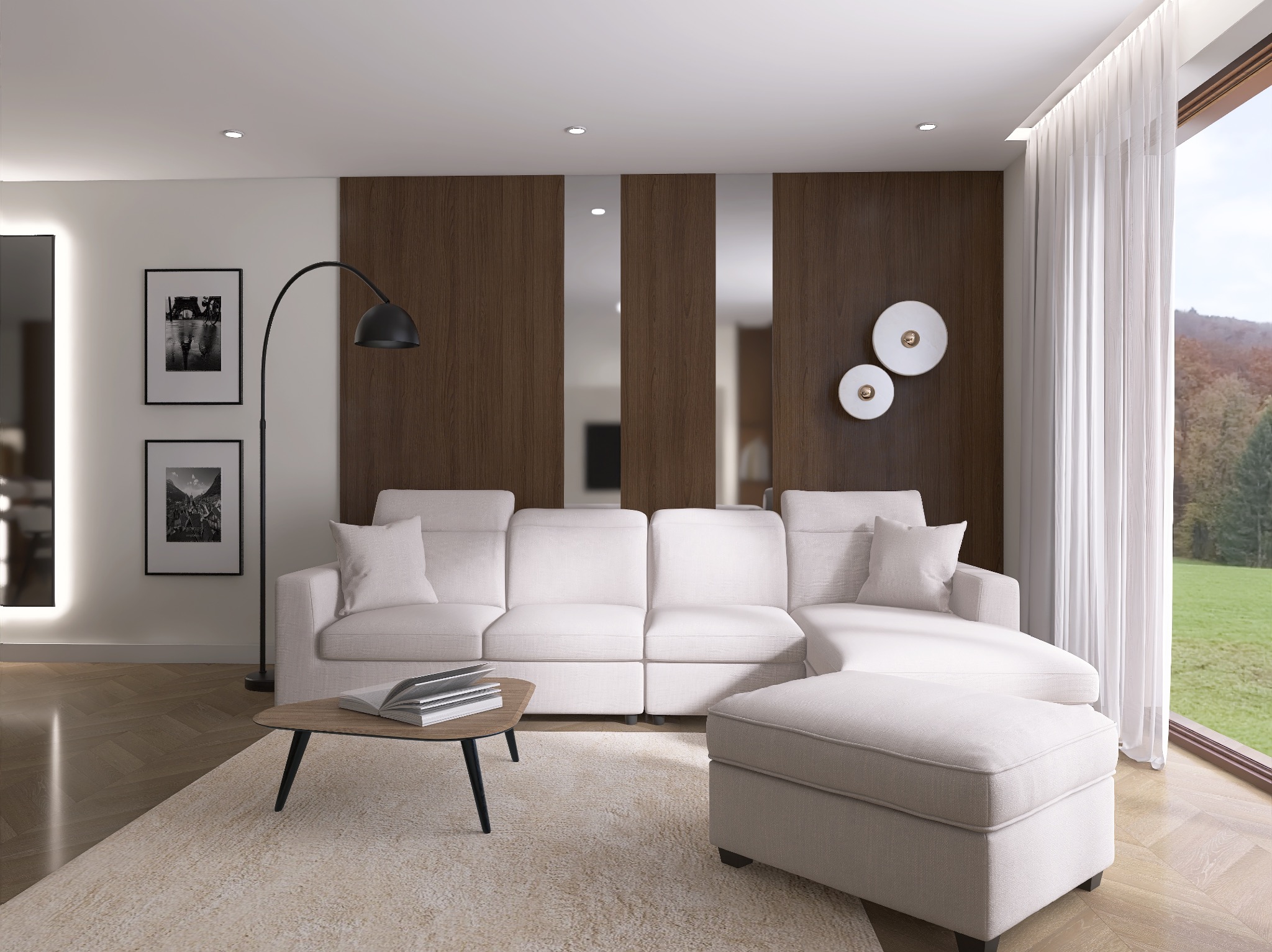 Jasne wnętrze salonu z narożną sofą, stolikiem kawowym i lampą łukową. Na ścianie drewniane panele z lustrami i dekoracyjne lampy. Widok na zieleń za oknem.