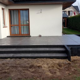 Układanie kostki brukowej Świercze 2