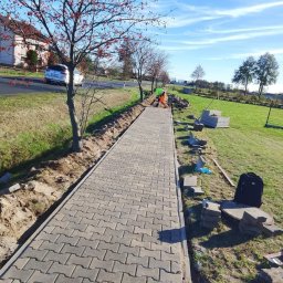 Układanie kostki brukowej Luboń 2