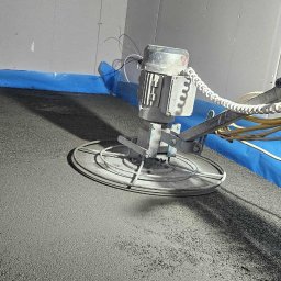 Posadzki Estrich Boys Melissa Rychlik - Zacieranie mechaniczne