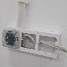 Usługi Elektryczne Jakub Pieniążek - 