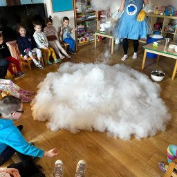 Wystrzałowe Dzieciaki Agnieszka Januchta - Kuchnia molekularna - doświadczenia z ciekłym azotem