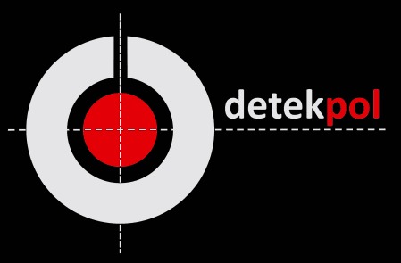 Logo firmy detektywistycznej: tarcza celownicza z nazwą 'detekpol' na czarnym tle. Czerwony środek tarczy. Minimalistyczny design.