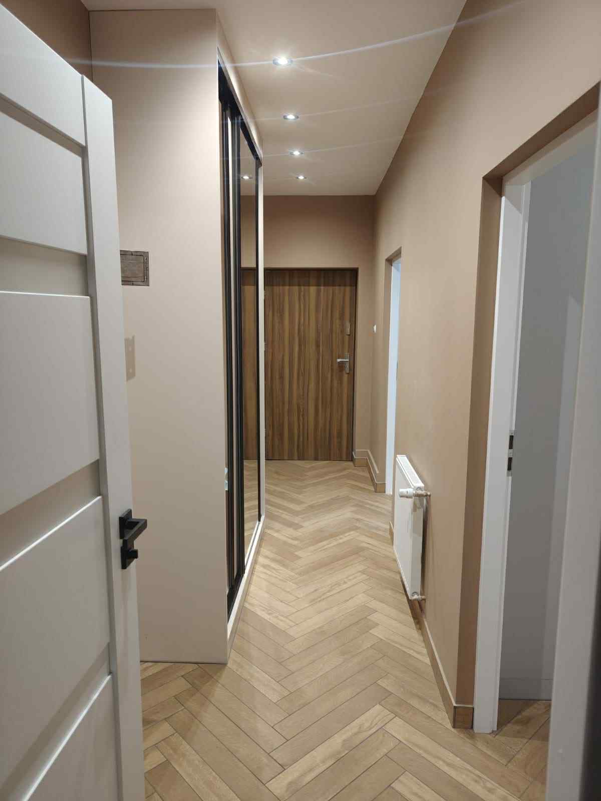 Generalny remont kamienicy- kompleksowe prace budowlane i wykończeniowe.