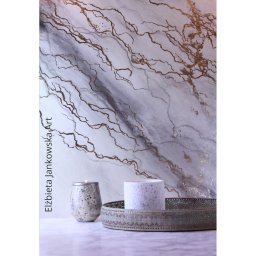 Imitacja marmuru, ze złotymi żyłami lub bez. Istnieje możliwość zastosowania w miejscach szczególnie narażonych na działanie wody.