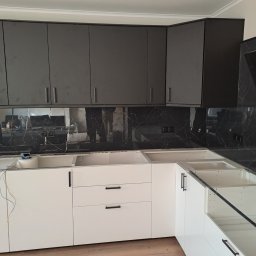 OGGITECH SPÓŁKA Z OGRANICZONĄ ODPOWIEDZIALNOŚCIĄ - Staranna Przebudowa Biura Wejherowo