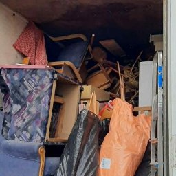 wywóz mebli, kanap itp.