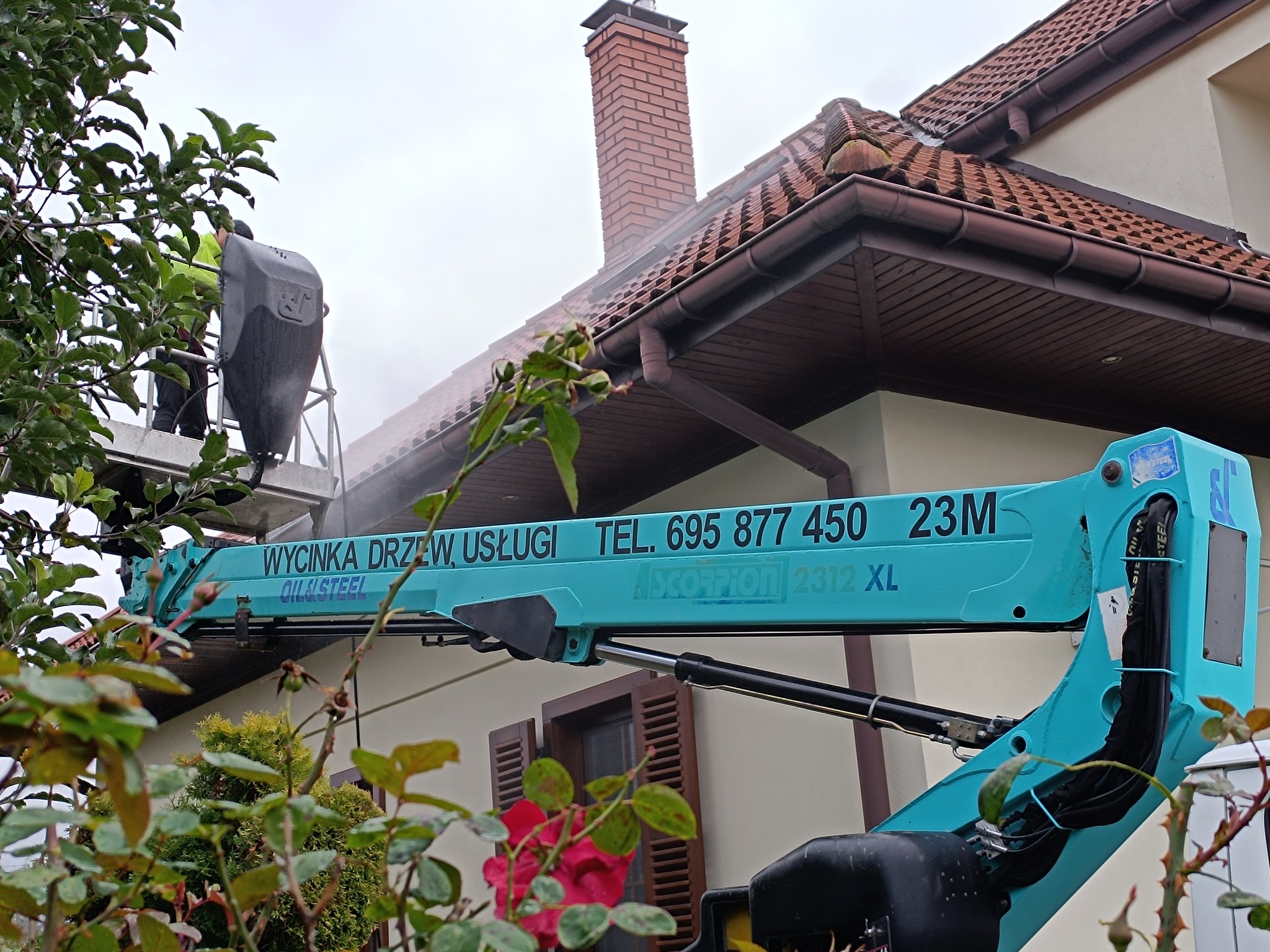 Wynajem do mycia dachu