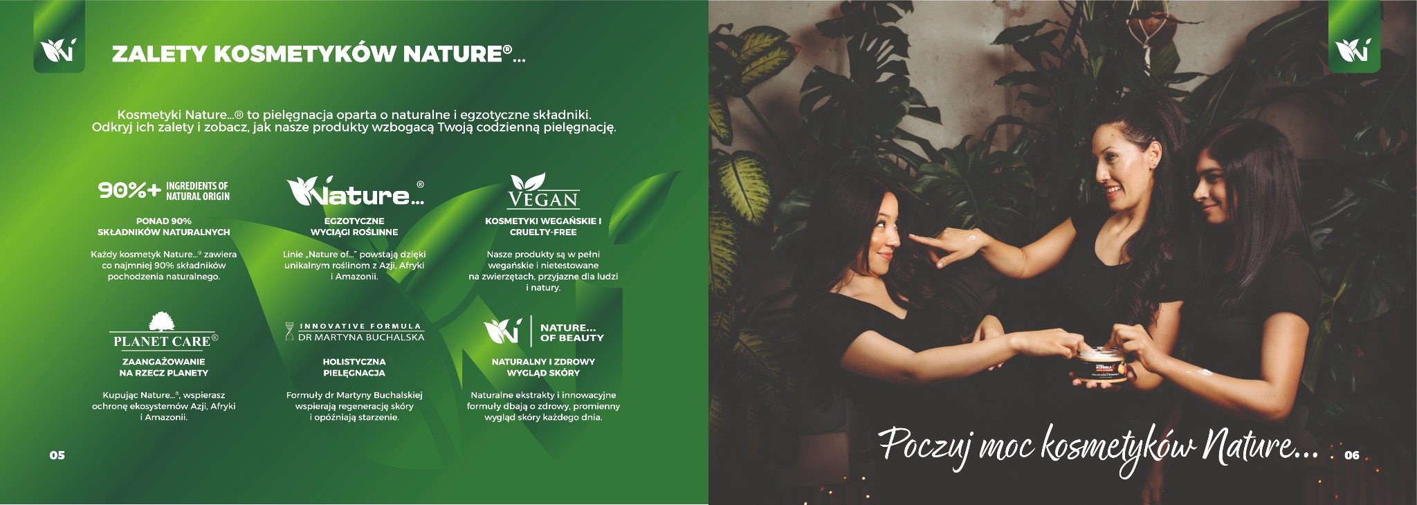 Reklama kosmetyków Nature z naturalnymi składnikami. Dwie kobiety prezentują krem, podkreślając wegańską formułę i holistyczną pielęgnację dla zdrowego wyglądu skóry.
