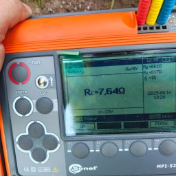 Tomasz Piecyk voltom instalacje elektryczne pomiary - Montaż i pomiar uziemienia