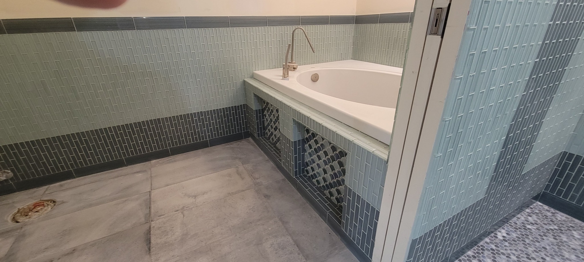 Chicago - porcelana, szkło, mozaika