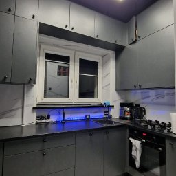 Układanie paneli Majdan 2