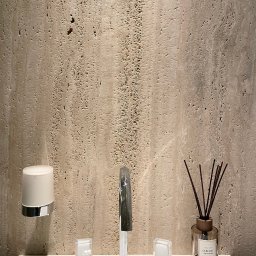 Joanna Lafuite-Tomaszewska we do design pl - wedodesignpl łazienka kamień trawertyn bateria chrom