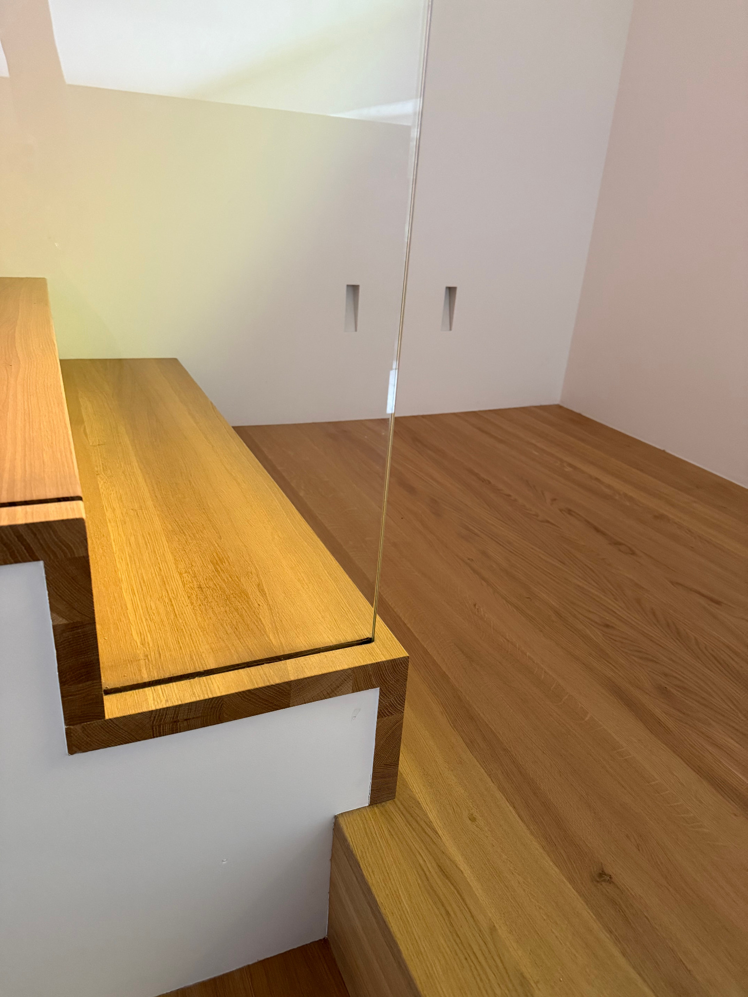 wedodesignpl schody drewniane barierka ze szkla ultra precyzja premium